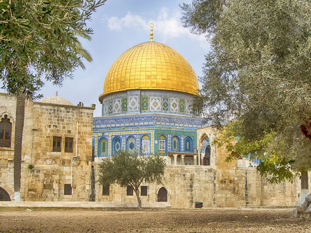 A building with a dome on top of it